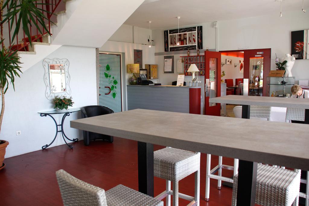 Logis Hotels - Hotel Et Restaurant Le Relais Des Garrigues Grisolles 部屋 写真