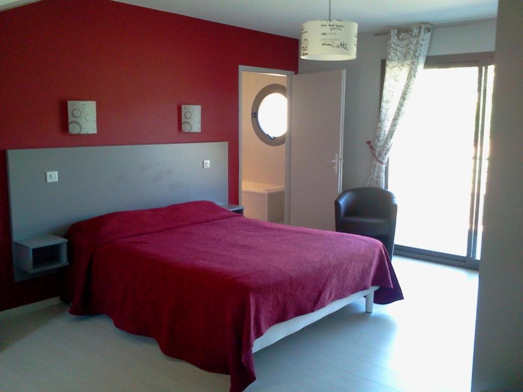 Logis Hotels - Hotel Et Restaurant Le Relais Des Garrigues Grisolles 部屋 写真