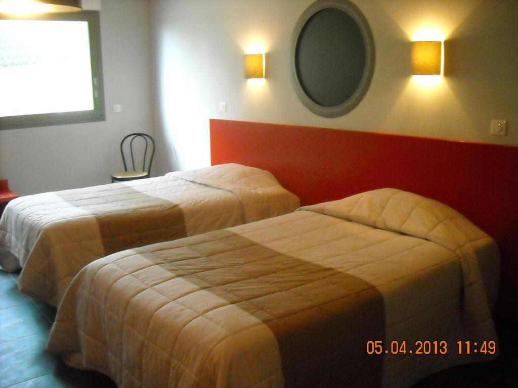 Logis Hotels - Hotel Et Restaurant Le Relais Des Garrigues Grisolles 部屋 写真